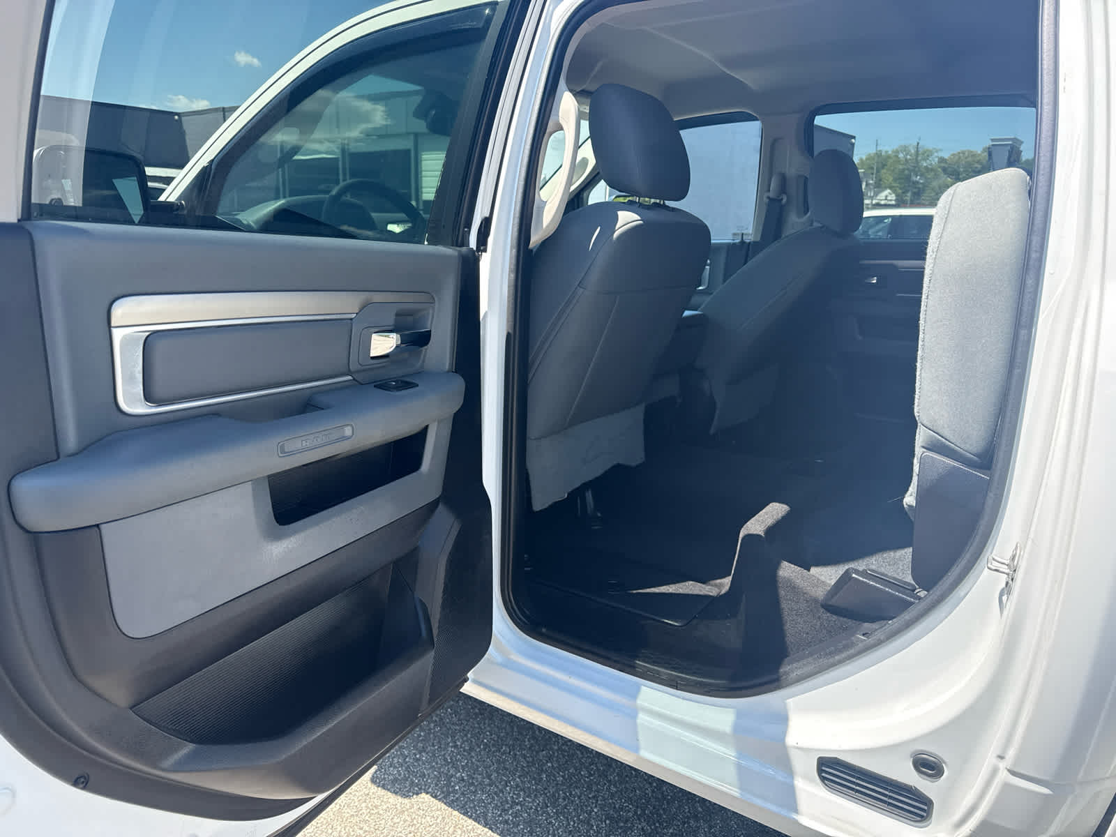 2016 RAM 3500 SLT