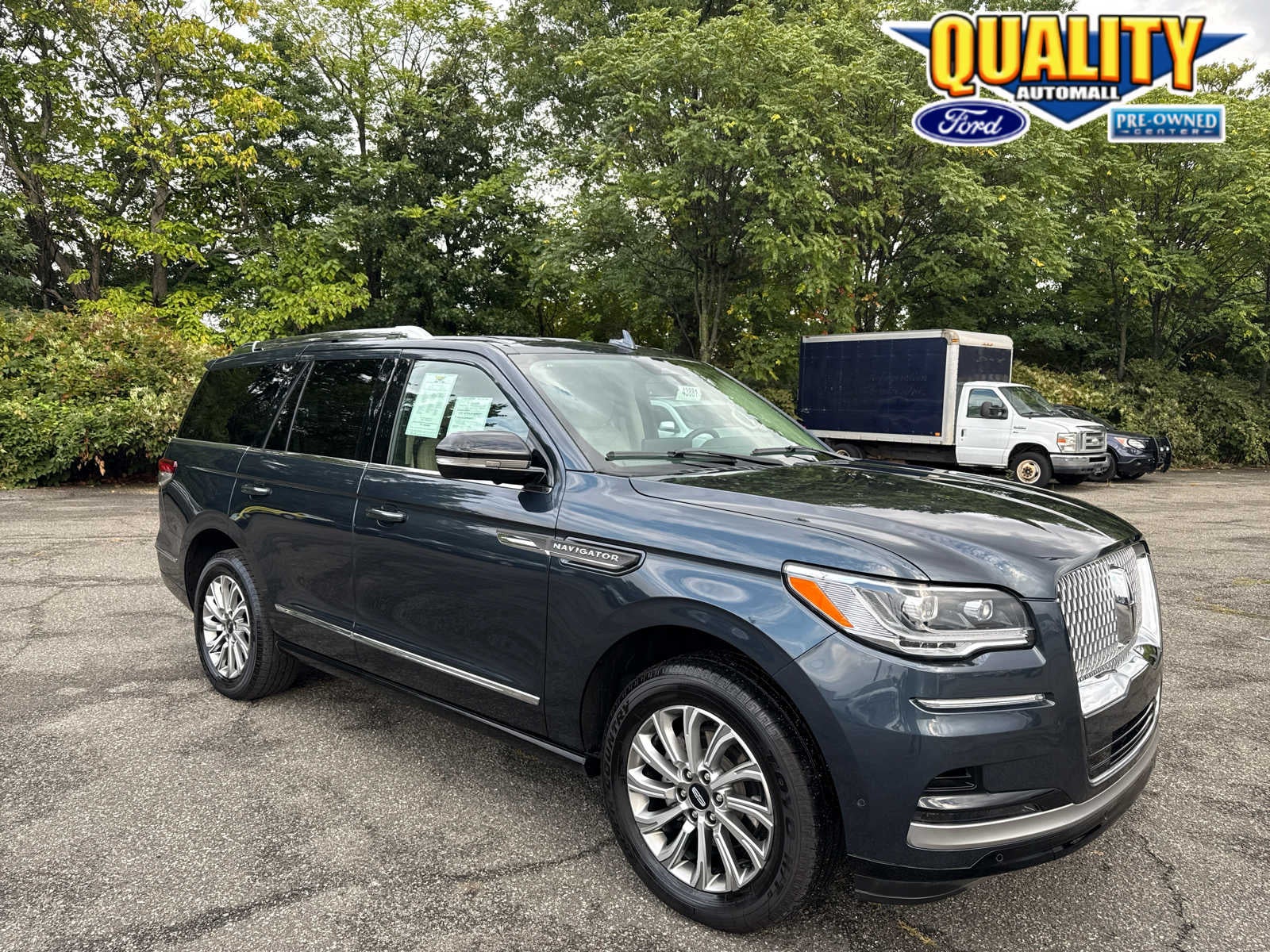 2024 Lincoln Navigator Premiere