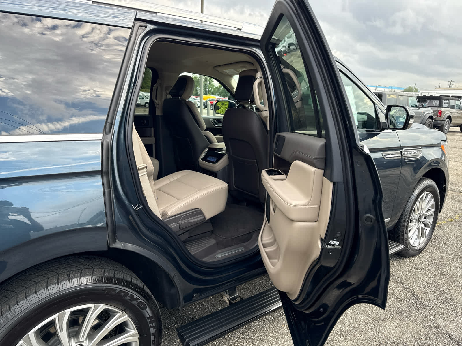 2024 Lincoln Navigator Premiere