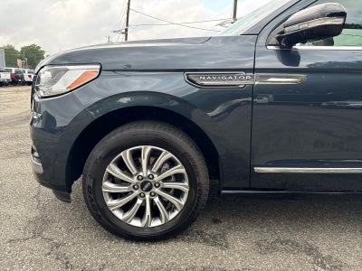 2024 Lincoln Navigator Premiere