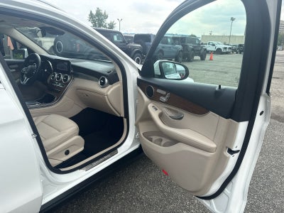 2022 Mercedes-Benz GLC 300 GLC 300