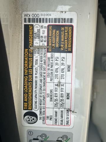 2019 Volkswagen Golf R 2.0T w/DCC & Navigation