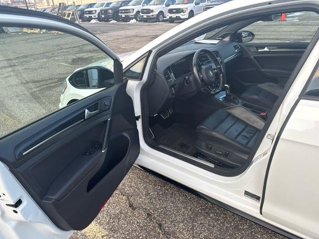 2019 Volkswagen Golf R 2.0T w/DCC & Navigation